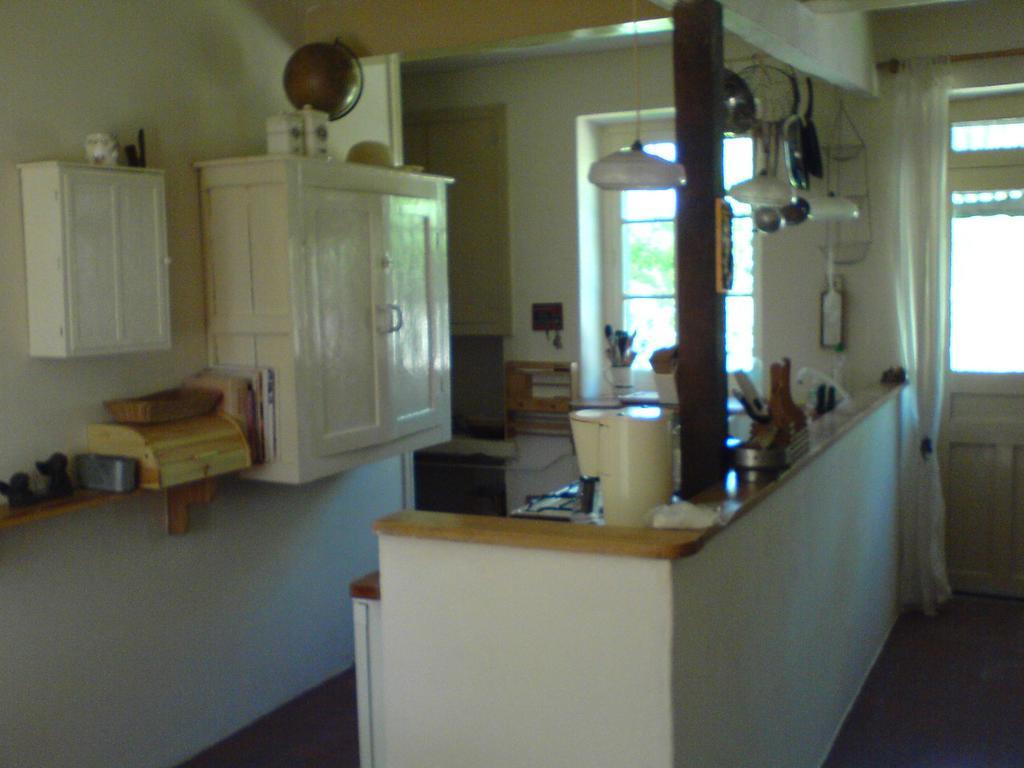 Les Champys Guest House Saint-Péreuse Exterior foto